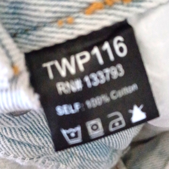 *NWOT* POL Distressed Denim Short Overall Sz Small - Picture 8 of 10